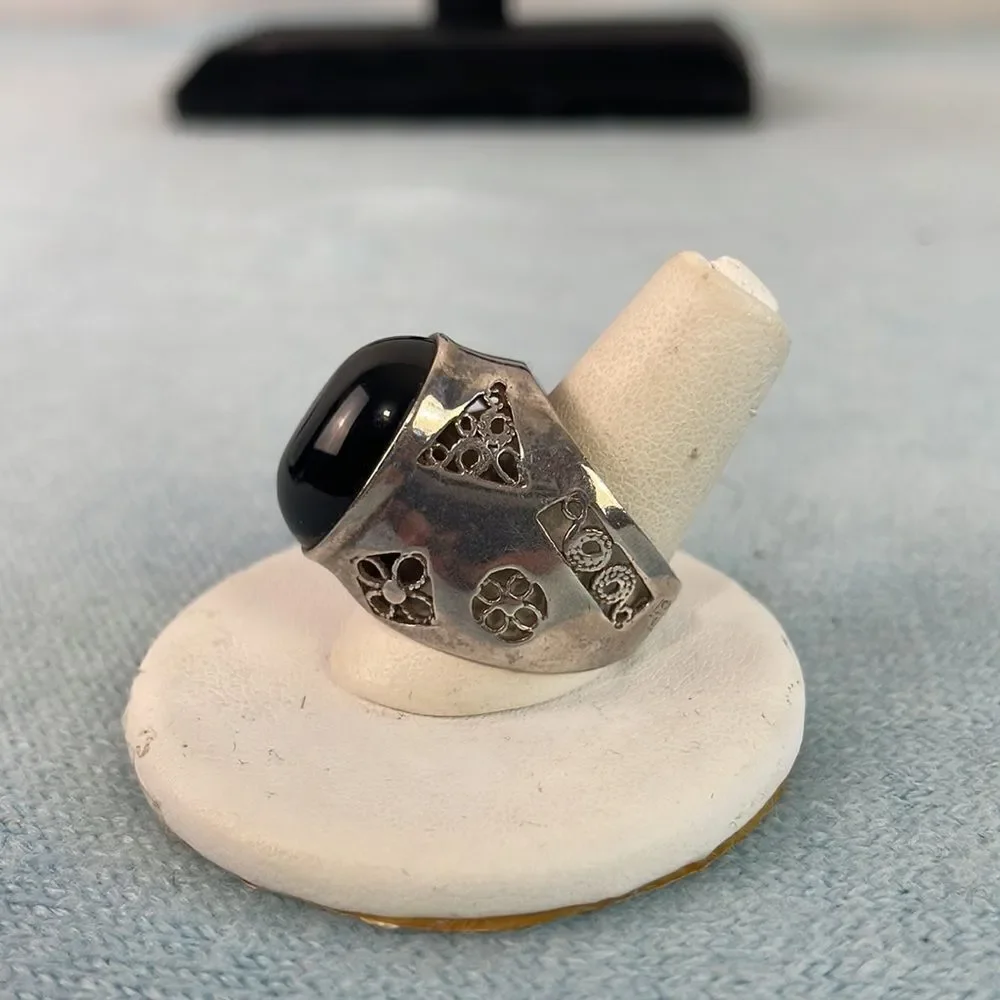 Large Black Onyx Filagree Ring